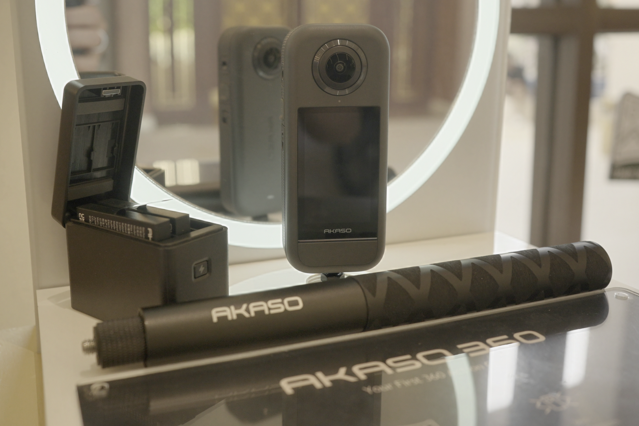 Content image for article: AKASO Luncurkan Kamera 360 Pertama di Indonesia, Harga Mulai 3 Jutaan