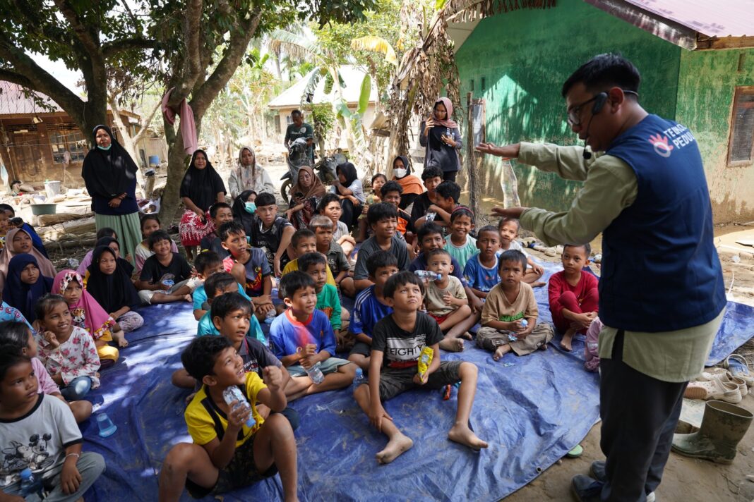 TelkomGroup Salurkan Bantuan dan Trauma Healing untuk Anak Korban Banjir Aceh Tamiang