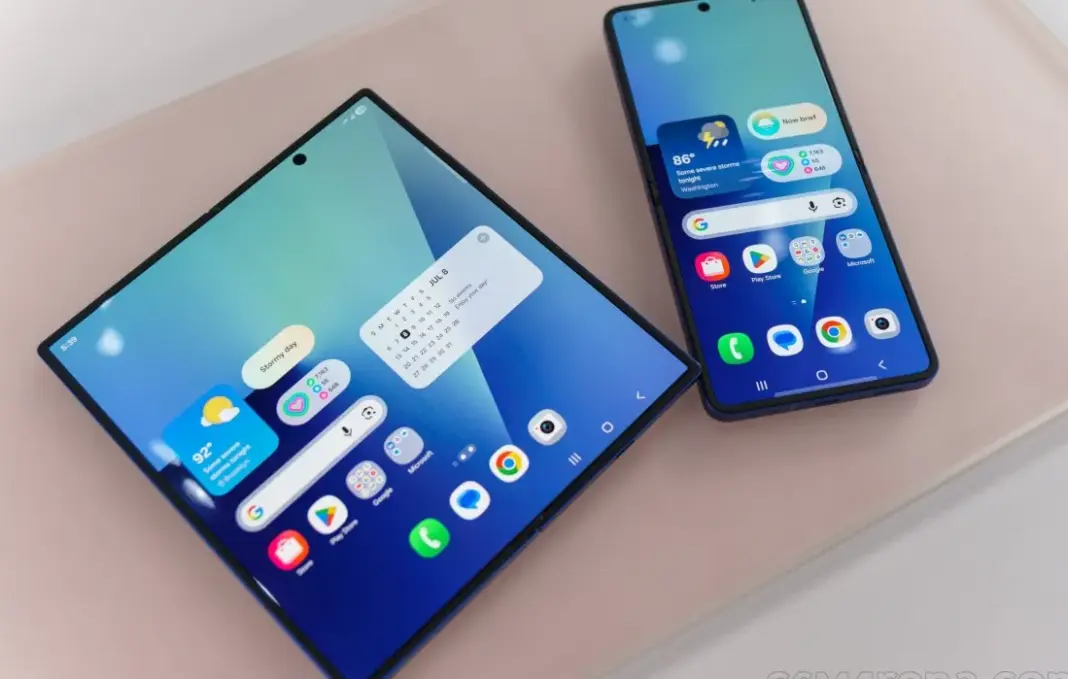 CR: Samsung breaks record for most foldable smartphone shipments in Q3
