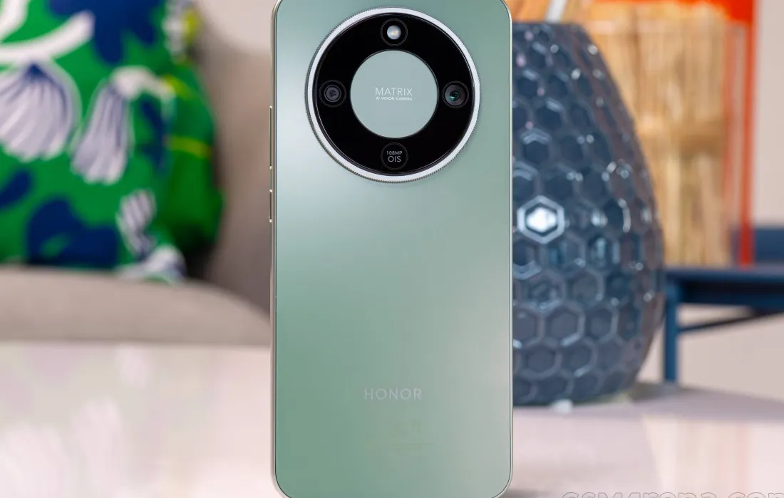 Honor Magic8 Lite is official with a very big battery