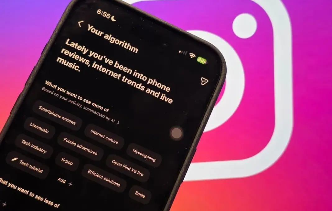 Ilustrasi antarmuka fitur Your Algorithm di Instagram Reels yang menampilkan dua kolom preferensi konten.