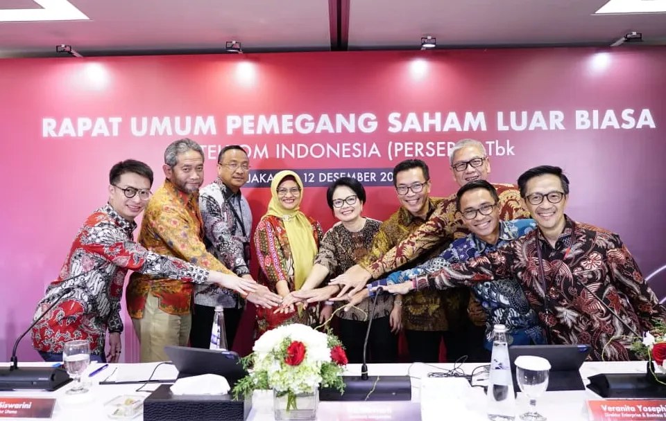 Ilustrasi rapat dewan direksi atau pertemuan bisnis strategis