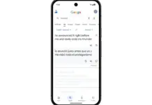 Google Translate Makin Pintar, Pahami Slang dan Nuansa Bahasa Ilustrasi aplikasi Google Translate di smartphone dengan ikon AI Gemini, simbol terjemahan bahasa yang lebih cerdas dan kontekstual.