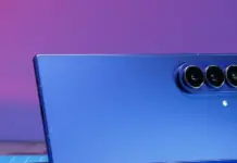 Ponsel Lipat vs Kamera Flagship: Dilema Utama di Pasar High-End 2025 Ilustrasi perbandingan visual antara smartphone flagship konvensional dengan kamera besar dan ponsel lipat book-style yang tipis.