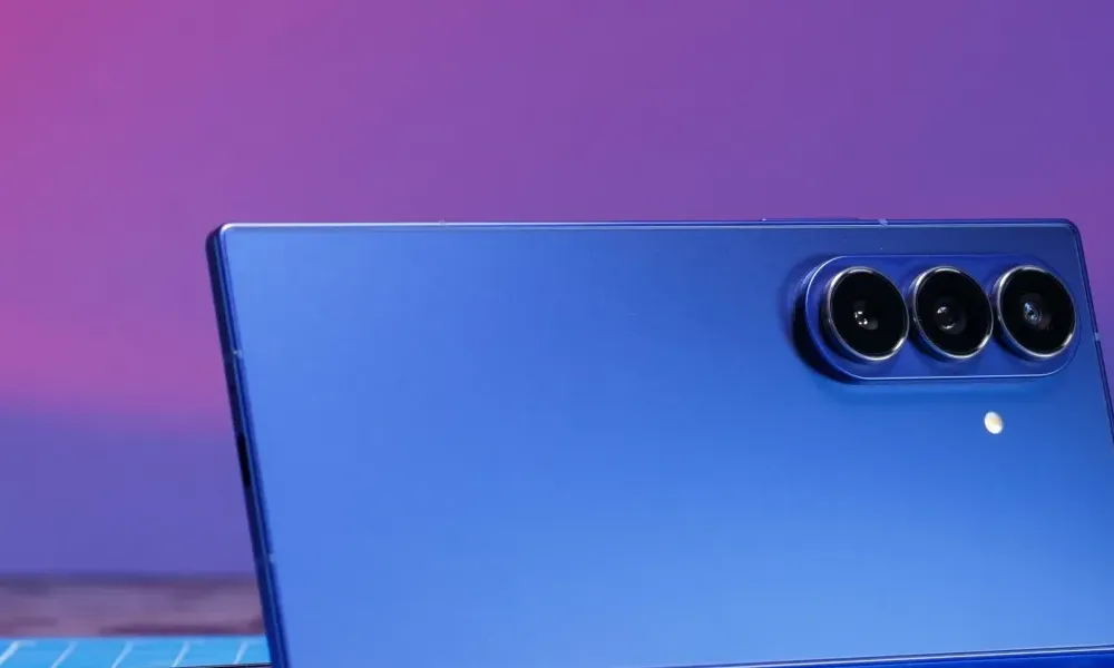 Camera vs foldable flagship: you can’t have both