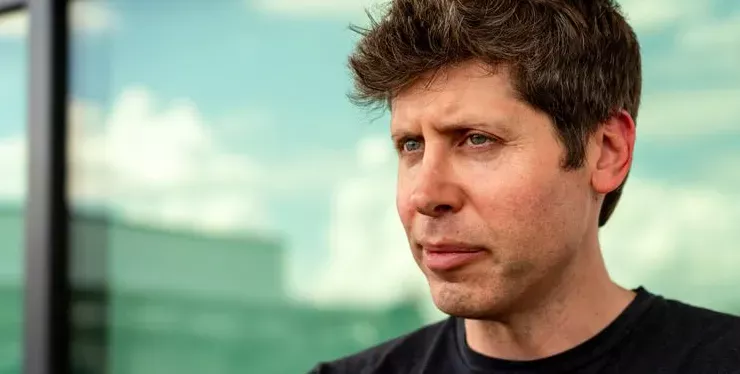 Sam Altman, CEO OpenAI, selama tur media di pusat data AI Stargate di Texas.