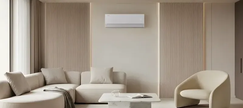 Interior Samsung Bespoke AI AirDresser dengan sistem steam