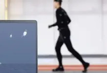 Xiaomi Bangun Lab Olahraga Raksasa untuk Tingkatkan Akurasi Wearable Gambar ilustrasi modern Xiaomi Sports and Health Lab, fasilitas penelitian seluas 5000 meter persegi dengan peralatan pengujian canggih untuk wearable.