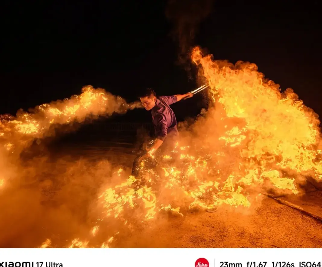 Sampel foto close-up dari kamera utama Xiaomi 17 Ultra yang menunjukkan detail tajam dan warna natural