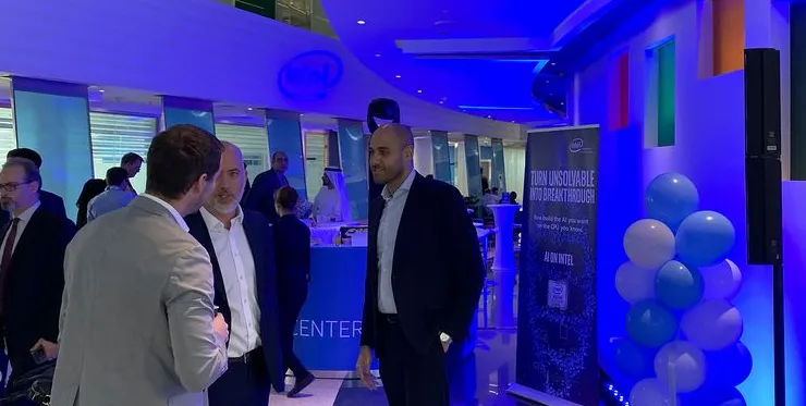 Ilustrasi inovasi teknologi di pusat data