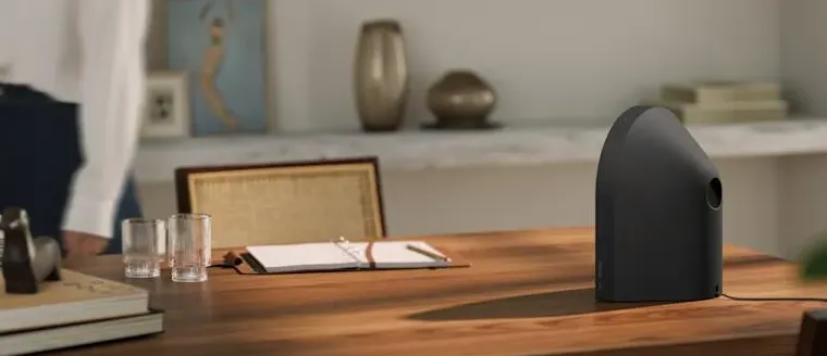 The Samsung Music Studio 5 speaker in black