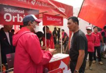 Telkomsel menghadirkan dukungan infrastruktur dan konektivitas yang terintegrasi di kawasan Hunian Sementara (Huntara) Aceh Tamiang. Inisiatif ini menegaskan komitmen Telkomsel dalam membantu pemulihan pascabencana di Aceh secara inklusif serta selaras dengan prinsip Environmental, Social, and Governance (ESG).