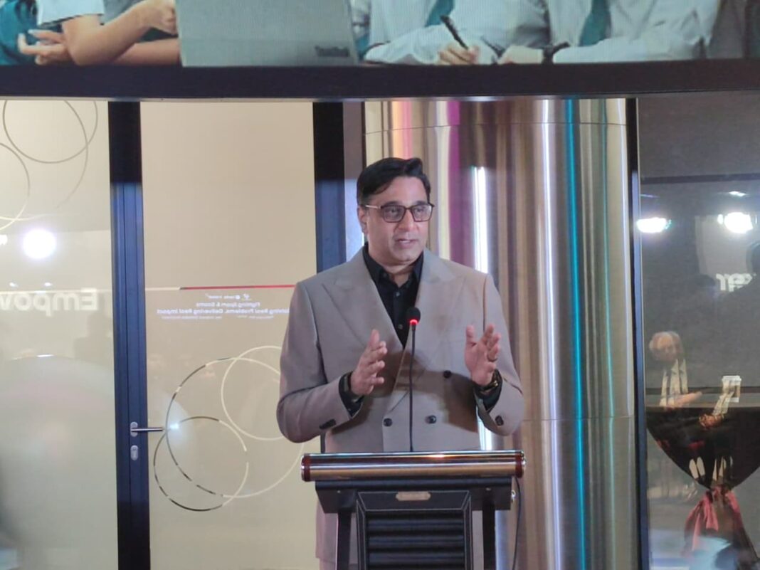 Vikram Sinha, President Director and Chief Executive Officer Indosat Ooredoo Hutchison