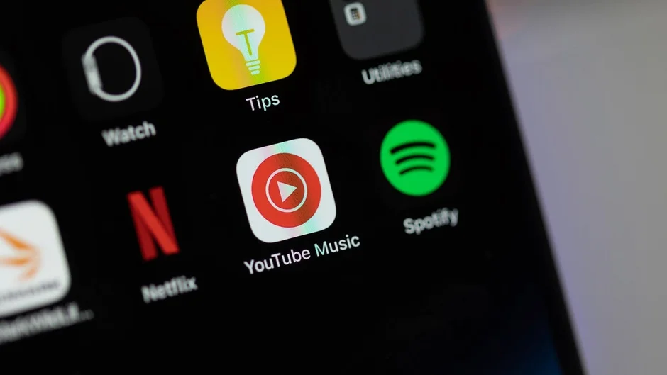YouTube Music Batasi Akses Lirik Gratis, Kini Harus Bayar