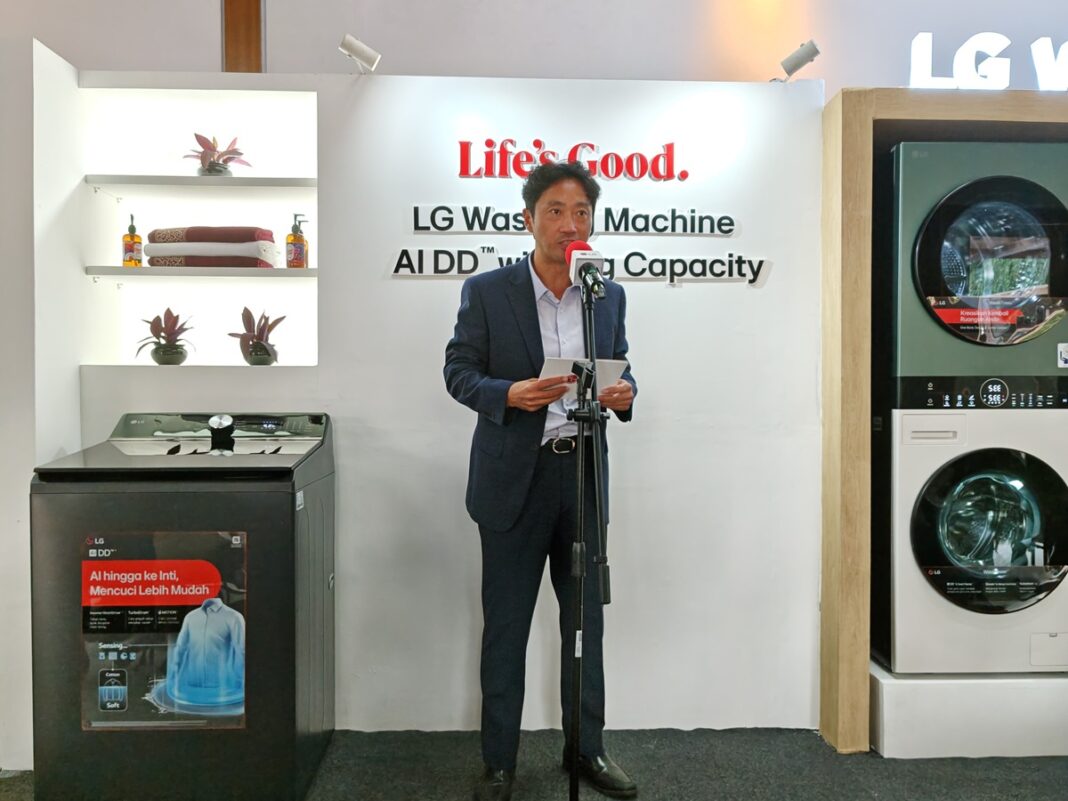 Kim Nack Sun, Product Director Living Home Appliance Solution at LG Electronics Indonesia.