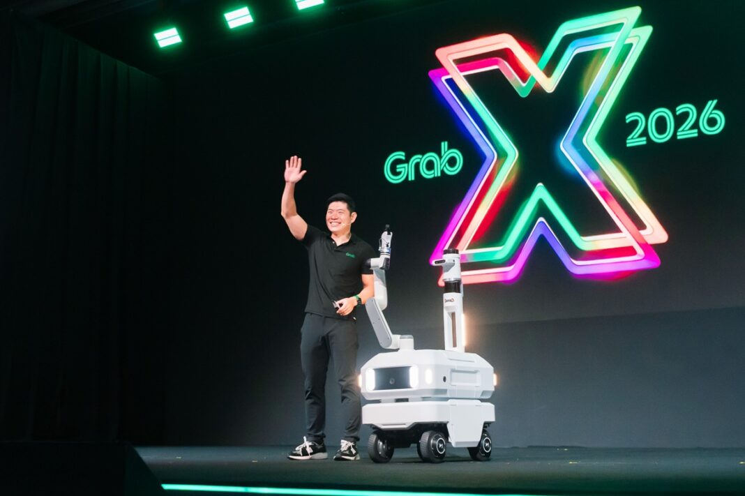 Anthony Tan, Group CEO & Co-Founder Grab, memperkenalkan Carri, robot otonom untuk layanan pengantaran makanan, pada GrabX 2026 di Jakarta, 8 April 2026
