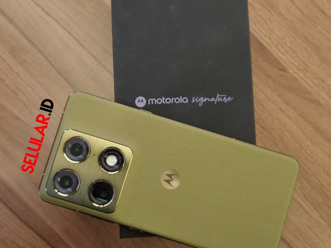 Motorola Signature (Photo: Febrian Fahusni)