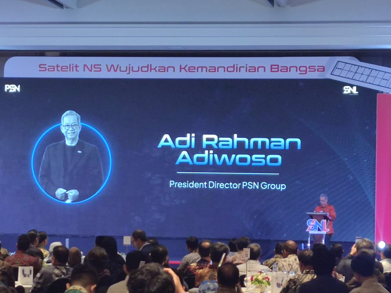 Direktur Utama PT Pasifik Satelit Nusantara, Adi Rahman Adiwoso