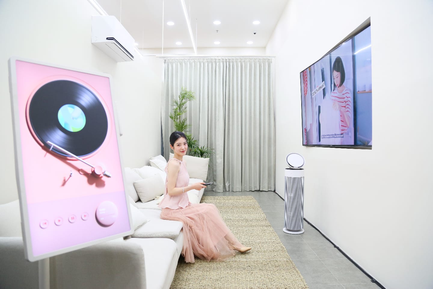 LG Gandeng Aktris Shin Ye Eun Kenalkan AI Home di Indonesia