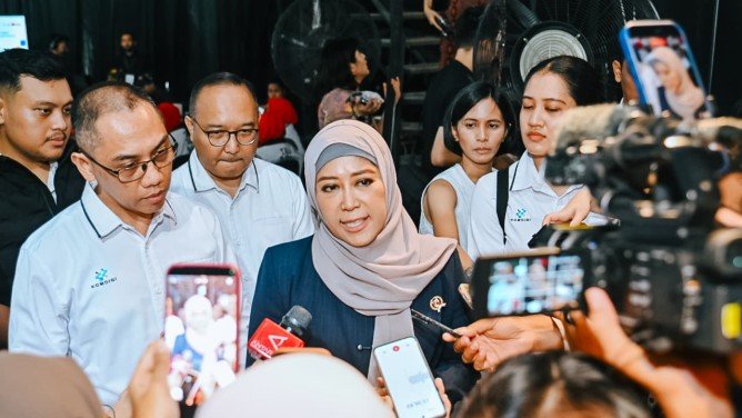 Lelang Frekuensi 700 MHz dan 2,6 GHz Masuk Tahap e-Auction Pekan Depan