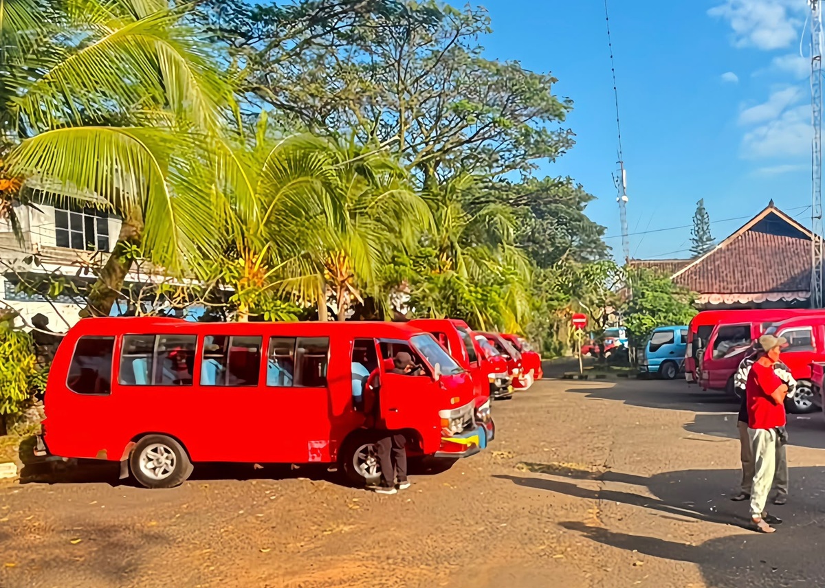 TransTRACK Pasang GPS pada 244 Armada Trans Siswa Tabanan
