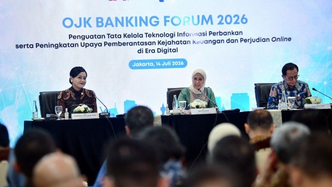 Gagal Berantas Judi Online, Menkomdigi Kembali Minta Bantuan OJK