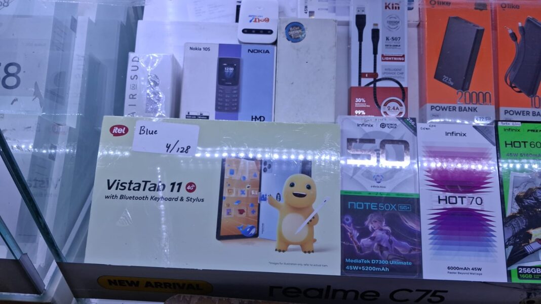 Penjualan Tablet Rp2 Jutaan di ITC Roxy Mas Bergairah, Redmi Pad 2 hingga Tecno Megapad SE Diburu