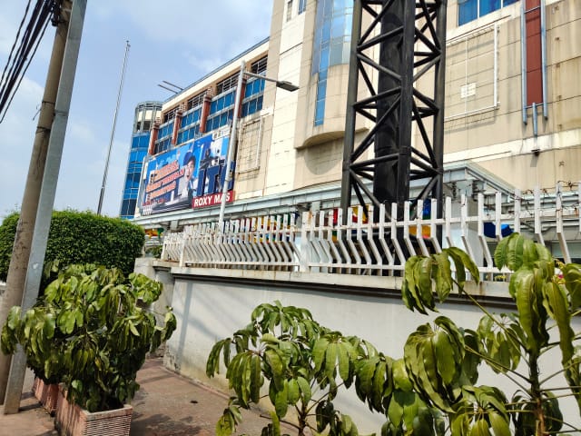 Jejak ITC Roxy Mas, Pusat Hp Terbesar di Jakarta Kini Bergulat Melawan E-Commerce