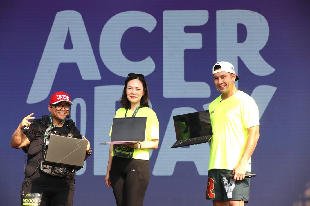 Saykoji, Leny Ng (Presiden Direktur Acer Indonesia), dan Denny Sumargo dalam Acer Day 2026