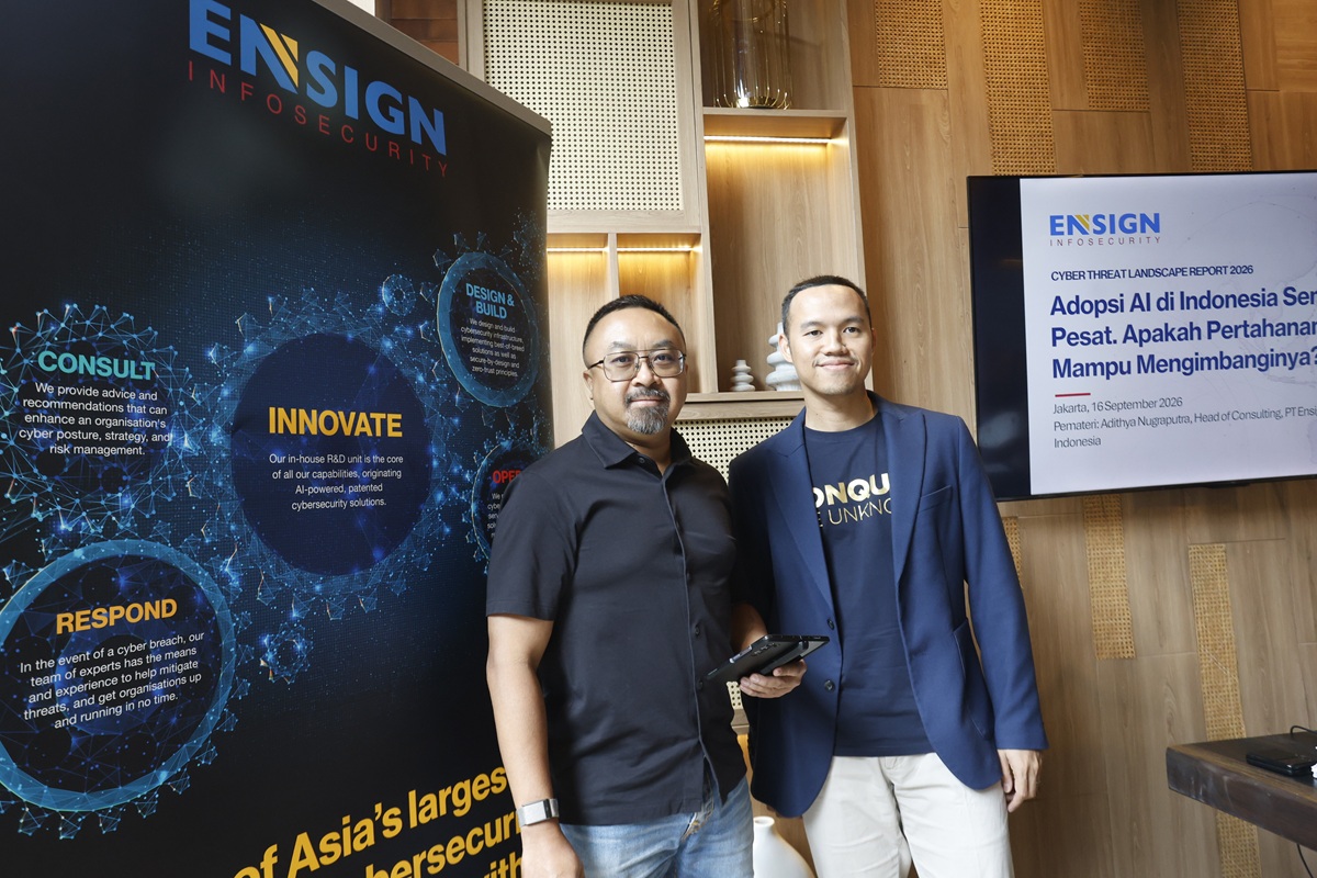 Ki-Ka: Suryo Pratomo, Country Head, Ensign InfoSecurity Indonesia dan AdithyaNugraputra, Head of Consulting, memaparkan temuan utama dalam “Ensign Cyber Threat
Landscape Report 2026 Media Briefing”, termasuk perkembangan kemampuan model AI
canggih dalam melakukan serangan siber ofensif, di Jakarta, Rabu, 16 September 2026.