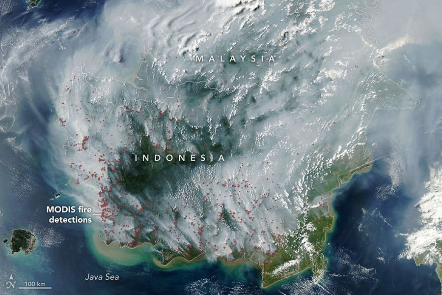 NASA Tampilkan Foto Kabut Asap Kebakaran Hutan Kalimantan, Aktivis Malaysia Demo Prabowo Subianto
