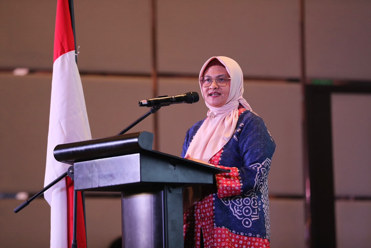 Direktur Utama Telkom Dian Siswarini