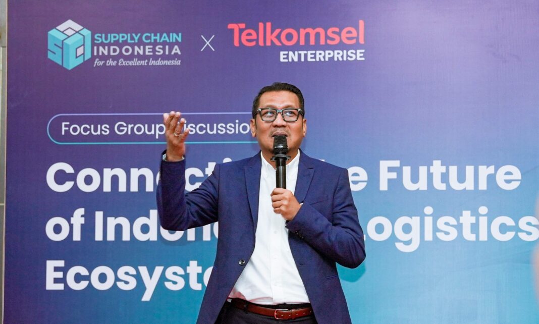 VP Industrial and Resources Account Management Telkomsel, Nyoman Adiyasa, menyampaikan bahwa Telkomsel hadir untuk melayani sepenuh hati dengan mendengarkan kebutuhan tiap usaha, melalui ragam layanan digital yang relevan, sebagai langkah transformasi yang bisa dijalankan.