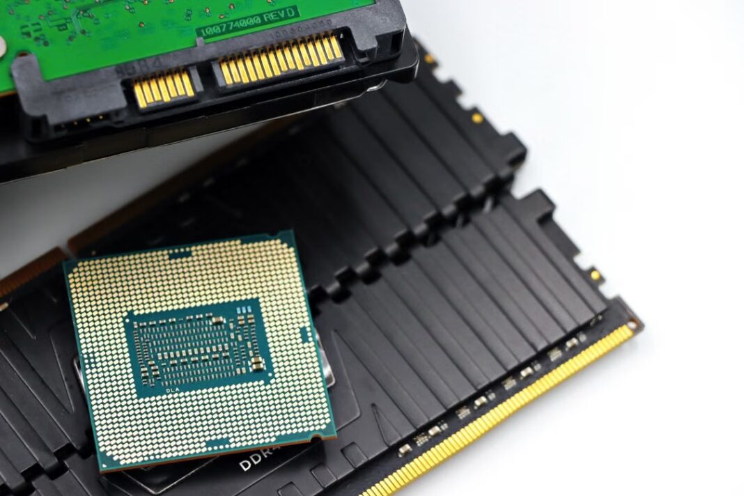 Kelangkaan Chip Memori Global Dongkrak Harga Smartphone Hingga 2028