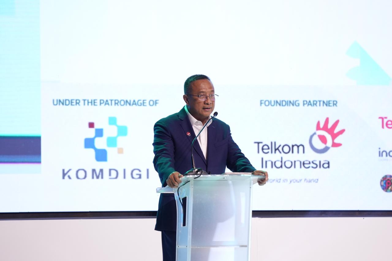 Direktur Utama Telkom Nanang Hendarno